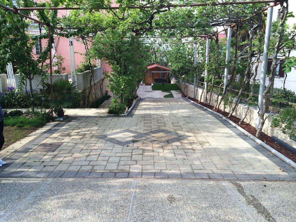 Villa Dijana Malinska Bagian luar foto